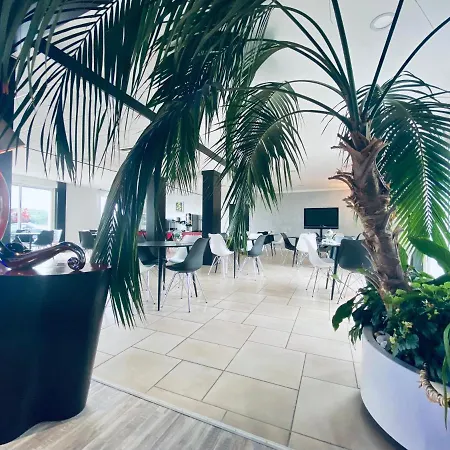 Air-lane Hotel 2*