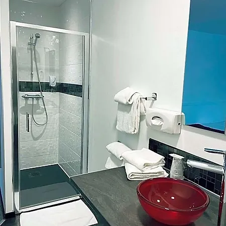 航线酒店
